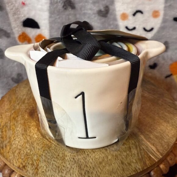 Disney Princess Ceramic Measuring Cup Set of 4 – Ariel, Belle, Cinderella & Snow - Picture 2 of 3